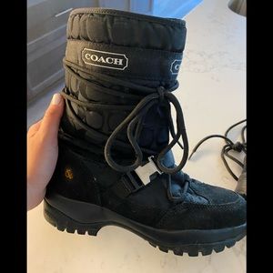 Coach snow boots - welcome to fall and winter!